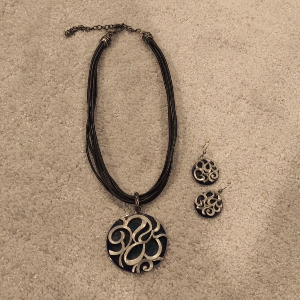 Chico's necklace and earrings set